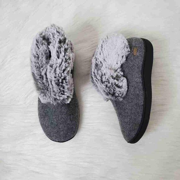 ULTRAIDEAS woman's cozy memory foam bootie slippers with plush faux fur size 7 - Picture 1 of 11